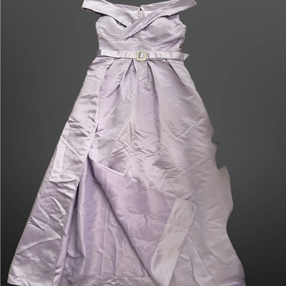 Elegant Lavender Off-Shoulder Boxy Pleated Split Thigh Belt Light Purple size L - Picture 6 of 8